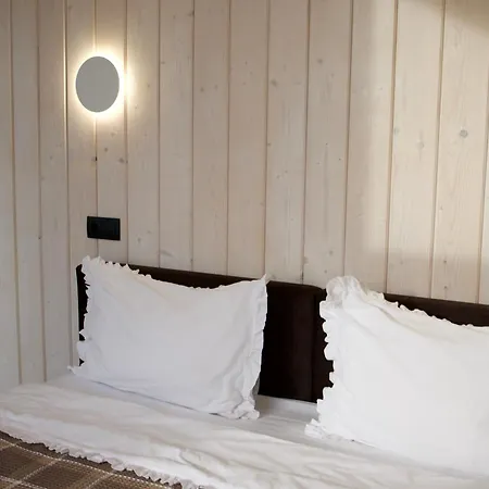 Petrick House * 韦尔霍维纳